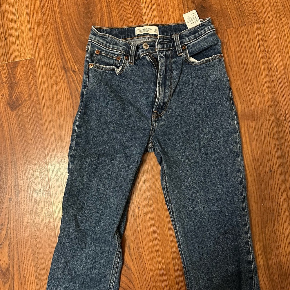 Abercrombie & Fitch Women's Ankle Straight Leg Jeans - Dark Blue
